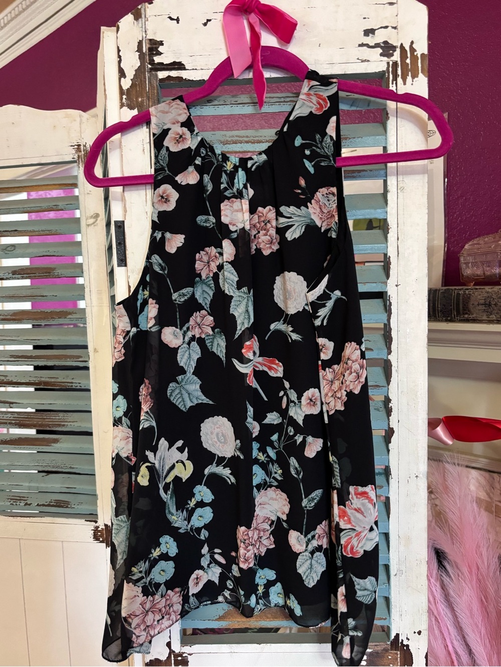 Vince Camuto Floral Sleeveless Blouse Size S Black Multicolor Flowy Tank Top